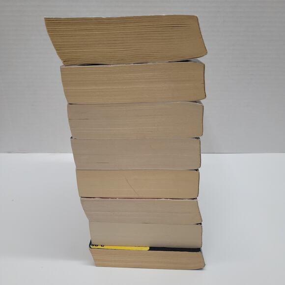 Dark Angels Complete Set Keri Arthur and Beneath A Darkening Moon 8 Book Lot - Picture 13 of 13